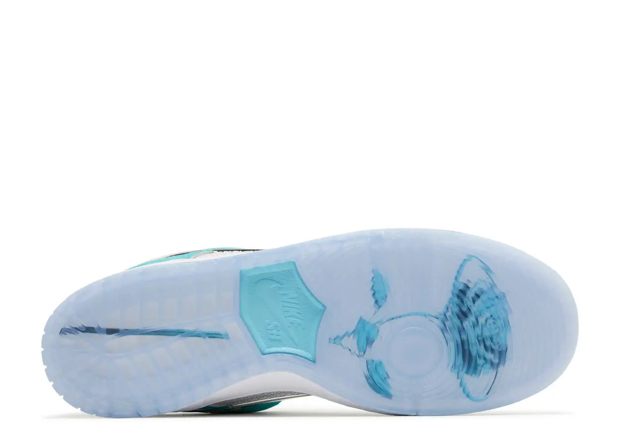 April Skateboards X Dunk Low SB 'Turbo Green'